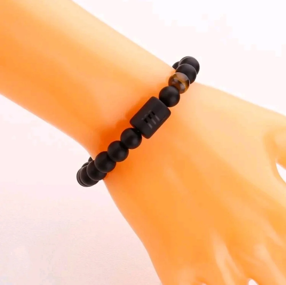 Unisex - Scorpio Zodiac Black Beaded Bracelet - Picture 4 of 6